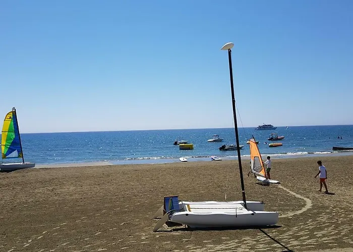 Апартаменти Zorbas Sea View No 4 *